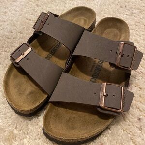 NWOB Birkenstock Arizona 39 Mocha Slides